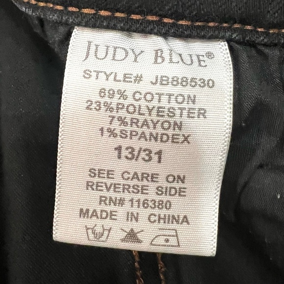 Judy Blue Black Distressed Cropped Straight Leg Stretch Denim Women’s 31 - Picture 12 of 15